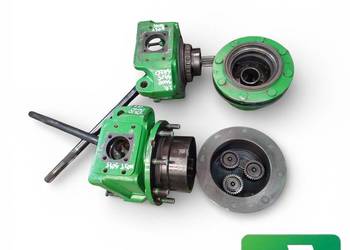 Zwolnica Zwrotnica Piasta Półoś ZF 4475436108 D John Deere 3400