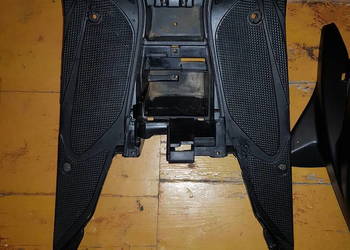 Yamaha Aerox 50 97-12 Podloga Podnozek