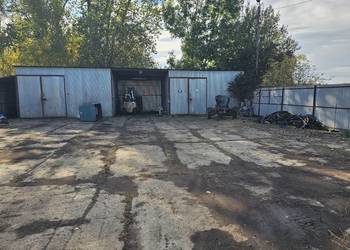 Wiata stalowa 17 × 5 m, wysokość 3,5