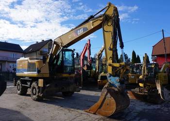 Koparka kołowa CAT M 318 F, 2016 rok