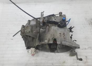 SKRZYNIA BIEGÓW VOLVO V40 S40 2.0T 01023712