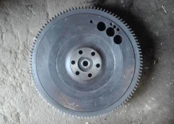 koło zamachowe ładowarka tih