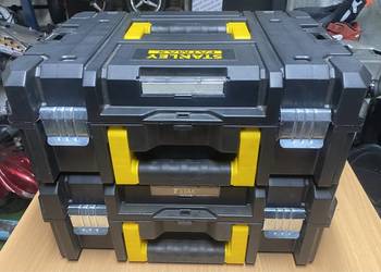 SKRZYNKA NA ELEKTRONARZĘDZIA GÓRNA TSTAK 2 STANLEY