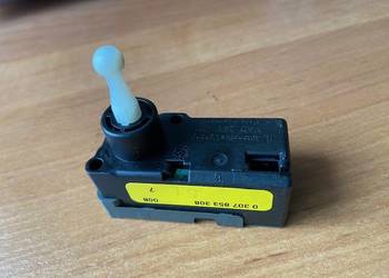 SILNICZEK REGULACJI LAMPY MAN MP2 MP3 Actros Atego Axor TGX TGS 0307853308