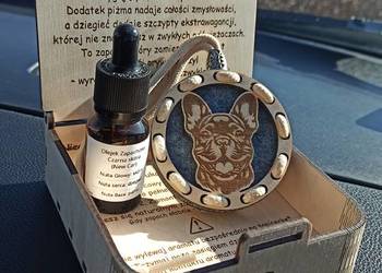 Wielorazowy Zapach Samochodowy – drewniana zawieszka