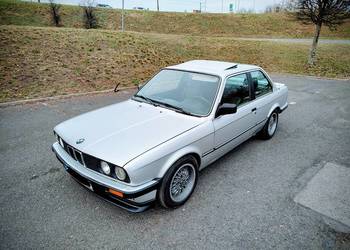 BMW E30 318 benzyna 1983 rok wąska lampa po renowacji Możliwa Zamiana