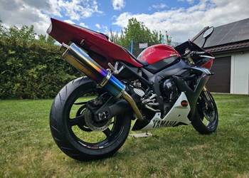 Yamaha R1 2004