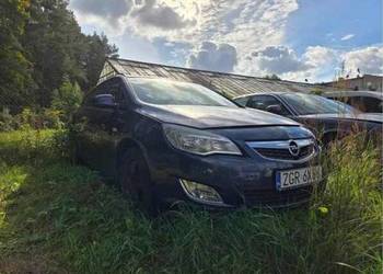 Syndy sprzeda Opel Astra 2011