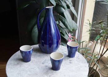 Izabela Zdrzałka Dzban i 3 kieliszki Bolesławiec lata 70