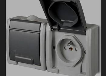 Gniazda hermetyczne 3 sztukk nowe