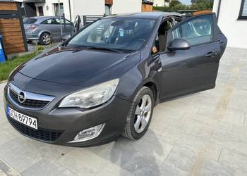 Opel Astra J 1.4 LPG 100 KM | LPG 2022 | Duży ekran | Tempomat