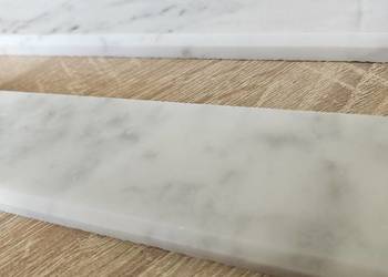 Cokół marmurowy/Listwa przypodłogowa CARRARA BIANCO wys. +/- 4,7 cm