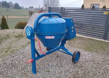 Betoniarka Agro Wikt 260 l Mało Używana 2010 rok