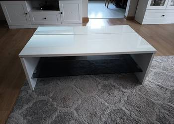 Elegancka biała ława kawowa