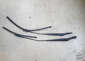 BMW 2 F46 2020 RAMIE WYCIERACZKI RAMIONA WYCIERACZEK