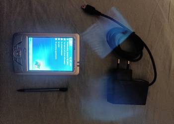 Sprzedam komputer kieszonkowy Pocket pc.