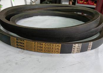 Pasek klinowy napędu podsiewacza Bizon C3164, wzmacniany