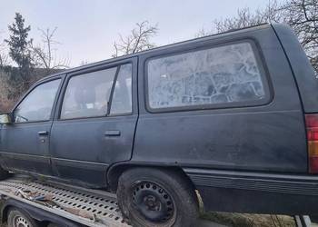 Części opel kadett E 1.7d Caravan kombi