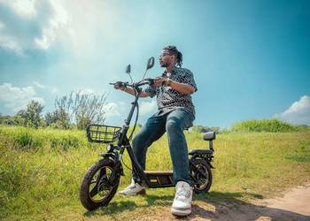 KUKIRIN C1 PRO Pojazd Elektryczny 50KM/H 100KM 14" 800W z siedziskiem