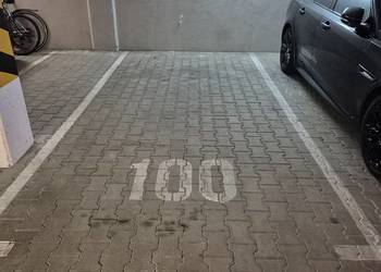 Miejsce postojowe w hali garażowej Milczańska liniia Tranmwajowa