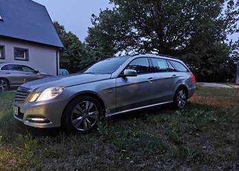 Mercedes E Klasa W212 kombi (S212) 2011 rok