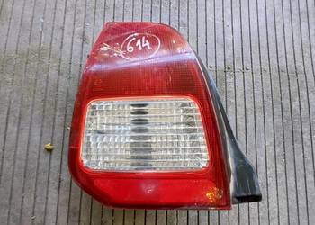 Mitsubishi Colt 1999 2000-2002 lampa tył lewa tylna