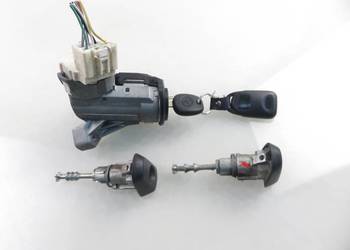 STACYJKA WKŁADKI TOYOTA YARIS II (P9) 897830D060