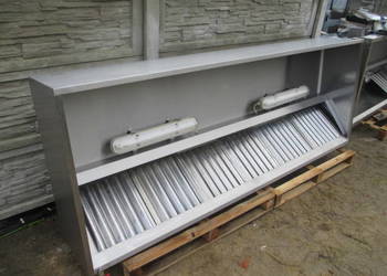 Solidny Okap Gastronomiczny Skrzyniowy Z Filtrami 270/100/42