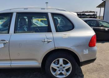 ĆWIARTKA BŁOTNIK LEWY TYŁ PORSCHE CAYENNE I LA7W