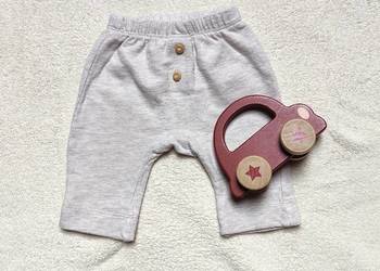 Spodnie dla noworodka H&M 50 beżowe bawełna spodenki newborn