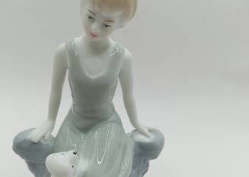 Figurka dziewczyna blondyna z pieskiem Arts&Crafts