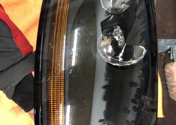 Lampa przednia prawa audi tt 8N zwylla