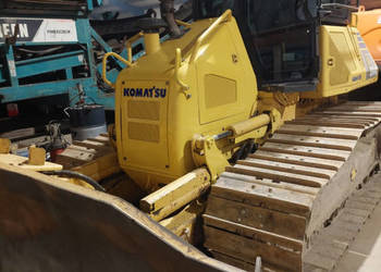 Spych KOMATSU D51PX-22 (13 100 kg) + zestaw nowych rolek i kół napinających
