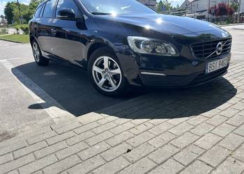Volvo v60 2.0d2 2017r 150000km