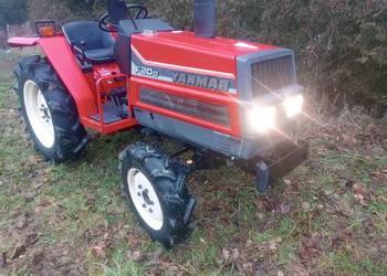 Yanmar 4x4 w super stanie 20 km