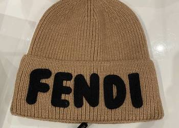 Czapka zimowa brązowa Fendi