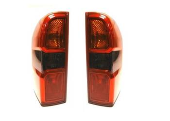Nissan Patrol 04-09 Lampa tylna NOWA