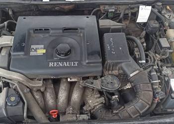 Osłona górna silnika Renault Laguna 1 2.0 16V Volvo