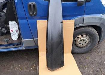 Narożnik słupek prawy tył tylny Renault Master III 