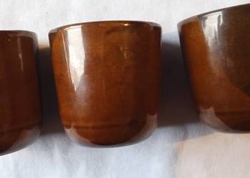 Ceramiczne szkliwione kubeczki Pruszków - PRL. Ceramiczne szkliwione kubeczki Pruszków - PRL.