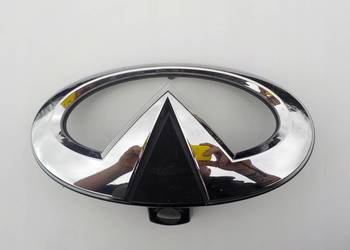 ZNACZEK EMBLEMAT INFINITI QX70