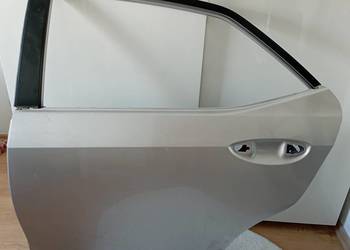 Drzwi lewy tył Toyota Corolla E18