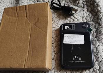 NOWY Powerbank magnetyczny indukcja 5000 mAh.