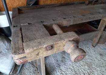 Stół stolarski PRL STRUGNICA dobrze zachowany Polecam