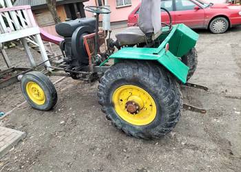 Sam es Papaj samoróbka traktorek silnik s320 s18