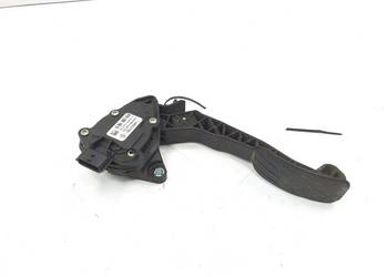 PEDAŁ RENAULT MASTER III 1801016262