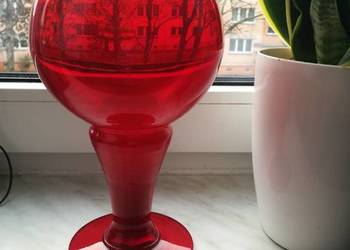 Duży rubinowy kielich Ząbkowice Duży rubinowy kielich Ząbkowice