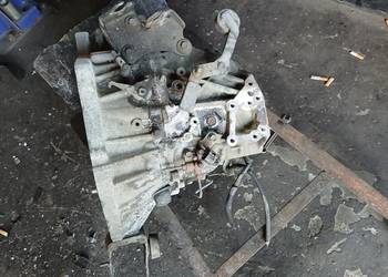 Skrzynia biegów Toyota Auris 31115-05020