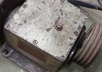 Przekładnia, reduktor obrotów 1:23