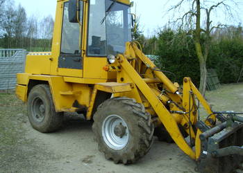 Ładowark przegubowa schaeff skl 831T